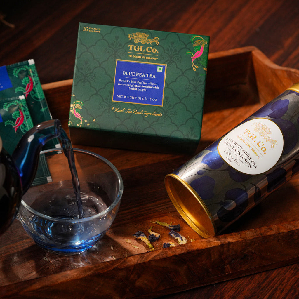 Natural butterfly pea tea for refreshing herbal infusion