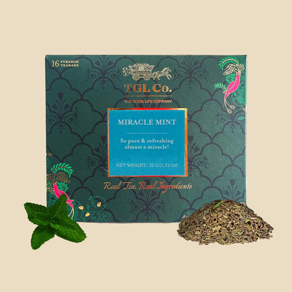 Caffeine free mint herbal tea for refreshing tea moments