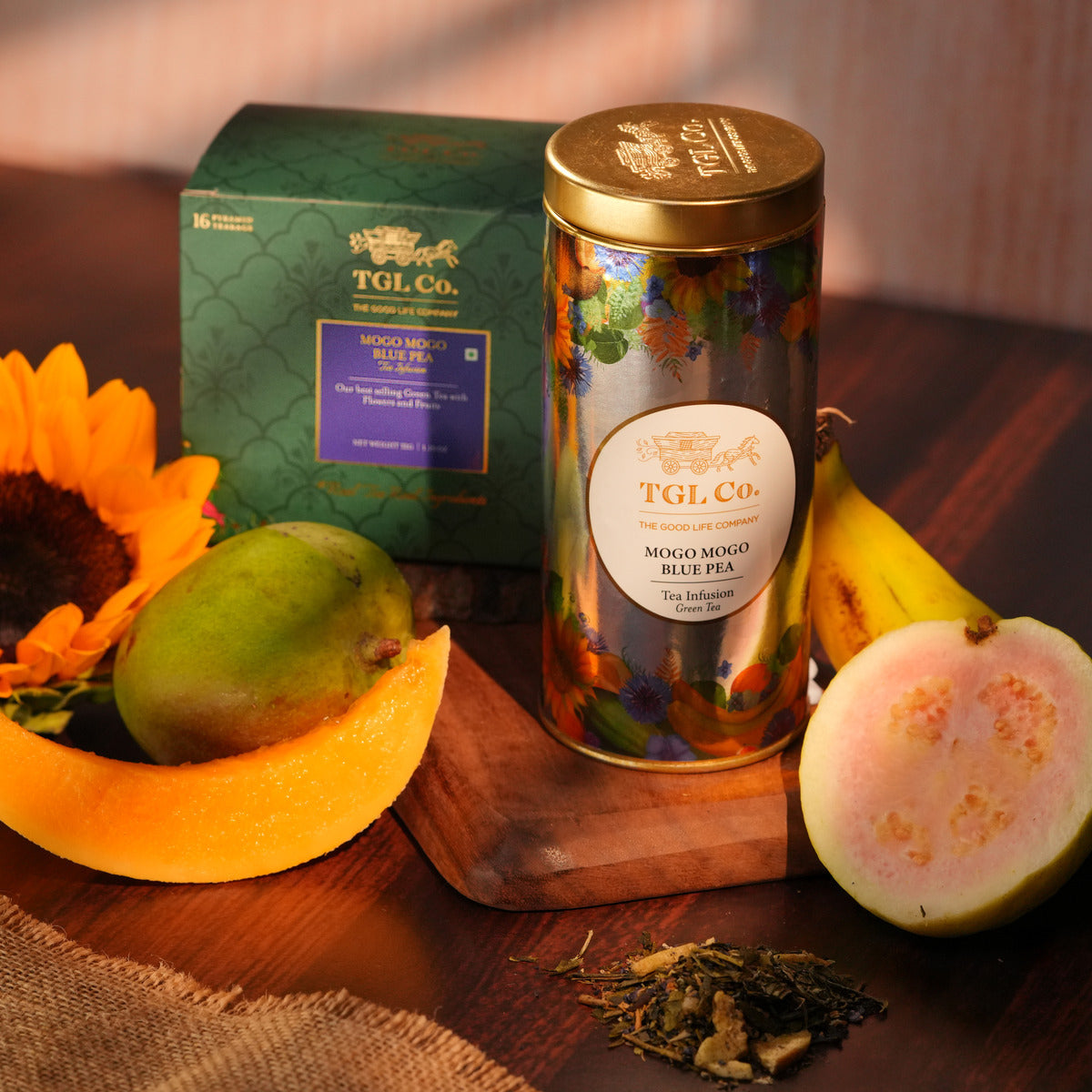 Caffeine free butterfly pea tea with fruity notes