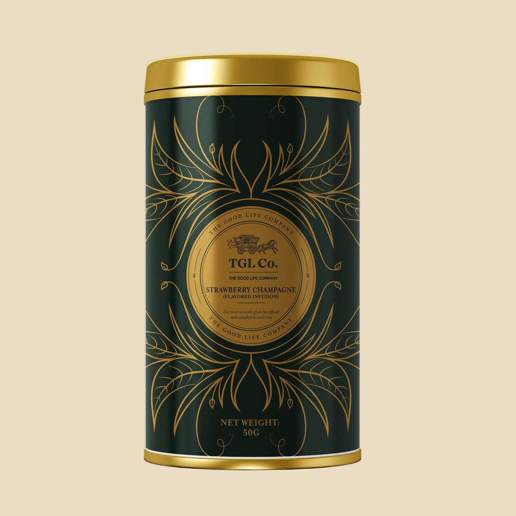 Fruity green tea blend with strawberry and floral notes