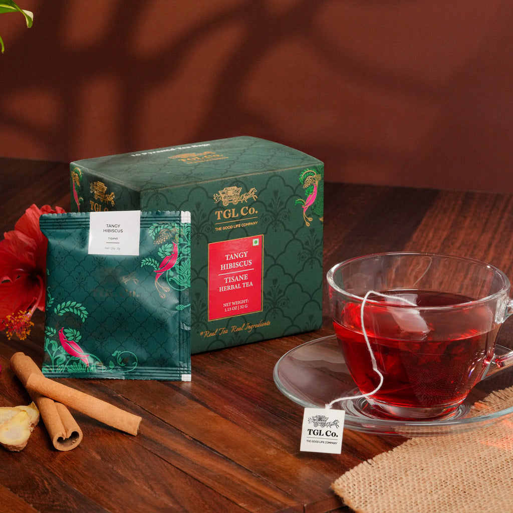 Hibiscus flower herbal tea rich in antioxidants